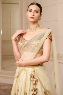 Tarun Tahiliani Ivory Kalidar Lehenga Set -Echo Clohting Shop 030623tt02 3