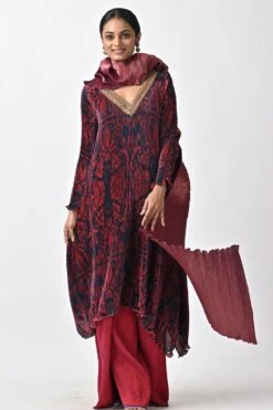 Kiran Uttam Ghosh Maroon Hand Embellished Pleated Kaftan -Echo Clohting Shop 060523kg07 4