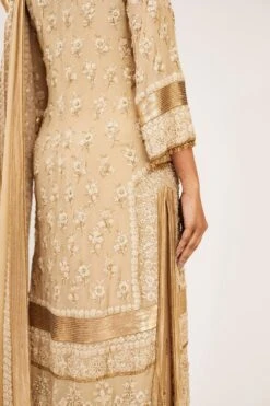 Nakul Sen Beige Embroidered Kurta Set 8 Nakul Sen Beige Embroidered Kurta Set -Echo Clohting Shop 1034 4