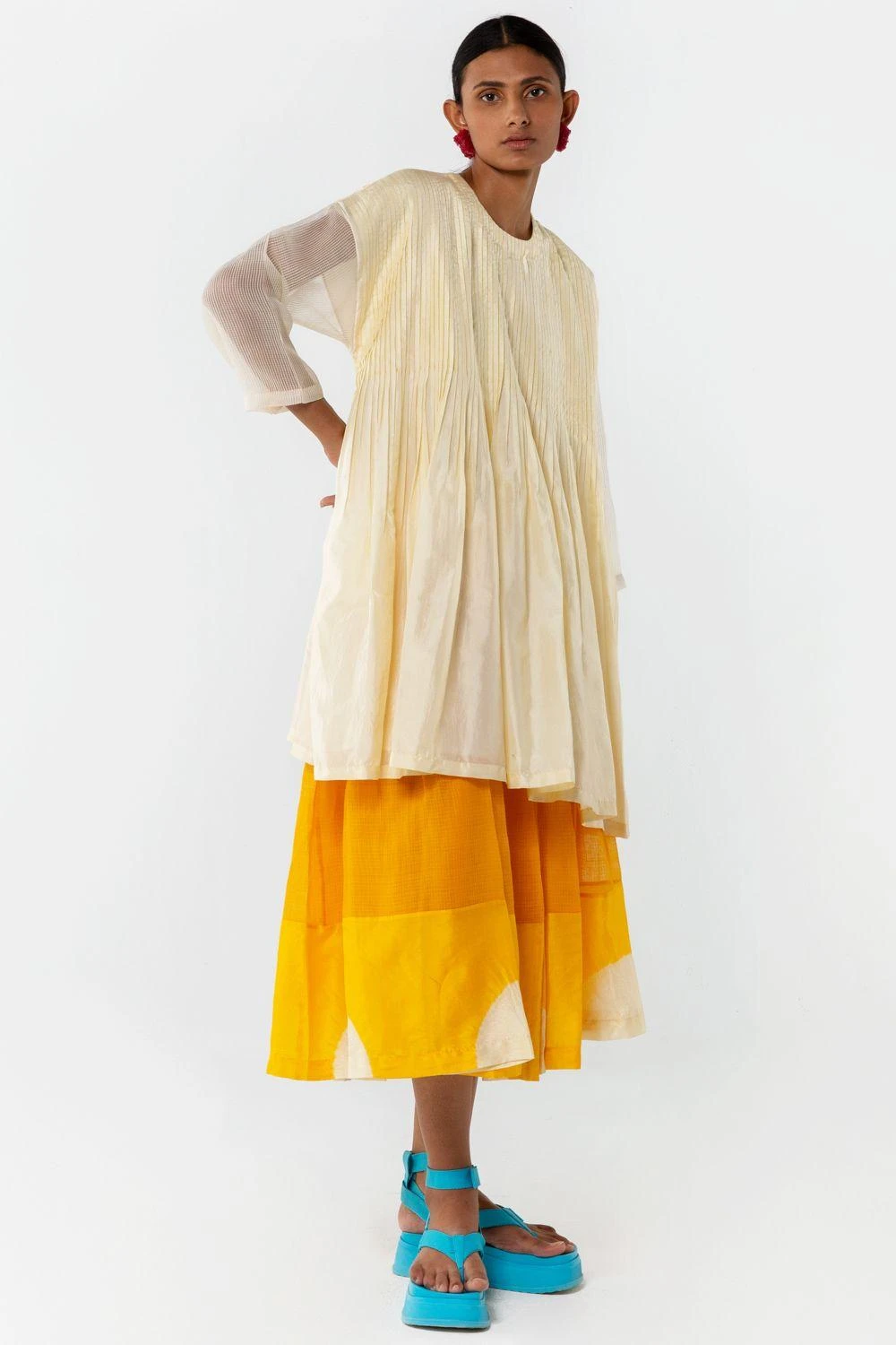 Medium Off-white Hand Woven Silk Pintucked Top 2 Medium Off-white Hand Woven Silk Pintucked Top - Image 2