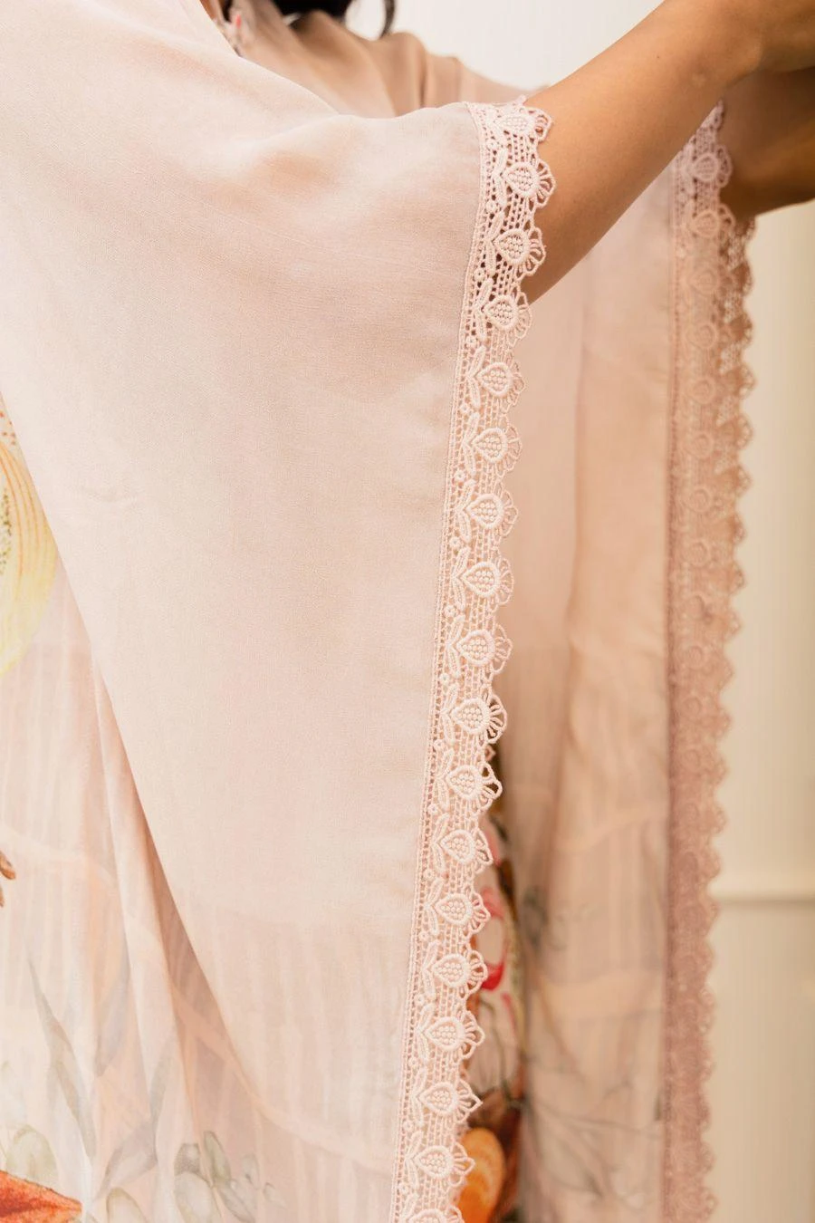 Varun Bahl Pret Pink Botanical Printed Kaftan 4 Varun Bahl Pret Pink Botanical Printed Kaftan - Image 4