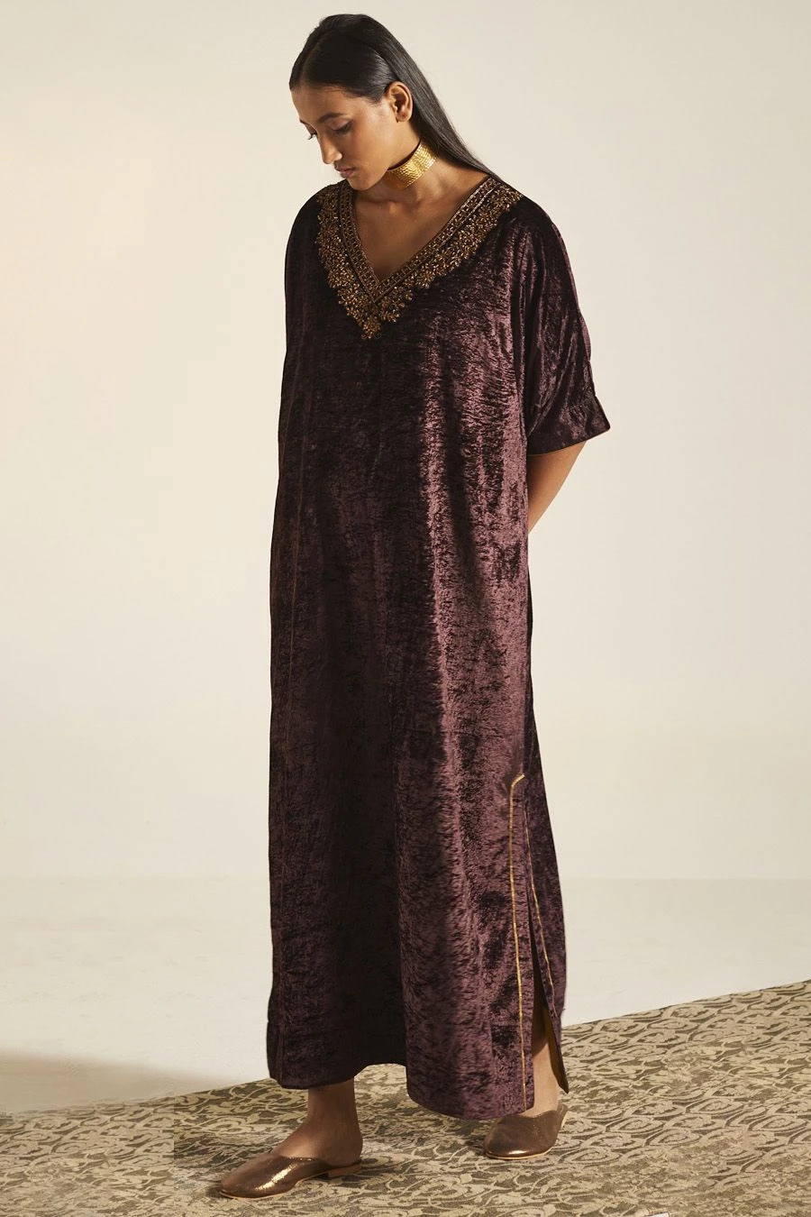 Shorshe Plum Hand Embroidered Noor Kaftan 2 Shorshe Plum Hand Embroidered Noor Kaftan - Image 2
