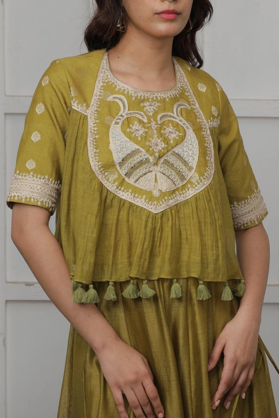 Myoho Henna Green Benarasi Lehenga Set 4 Myoho Henna Green Benarasi Lehenga Set - Image 4