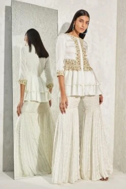 Front Page -Echo Clohting Shop 1532023nj45 2