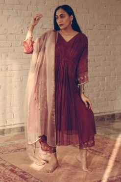 Sarang Kaur Maroon Noor Kurta Set -Echo Clohting Shop 1712sk23 5
