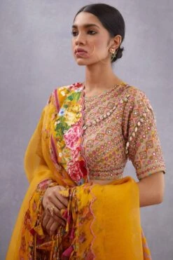 Torani Sunhera Saadat Gul Lehenga Set -Echo Clohting Shop 1712sth22 3