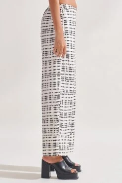 Amrich Nuno Black & White Trousers -Echo Clohting Shop 23623amr25 4
