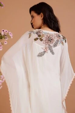 Varun Bahl Pret White Floral Embellished Kaftan Set 6 Varun Bahl Pret White Floral Embellished Kaftan Set -Echo Clohting Shop 24723vb29 3