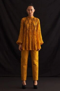Amrich Mae Quilted Narrow Leg Trousers In Yellow
