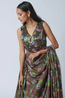 Nadiya Paar Woody Brown Floral Blouse