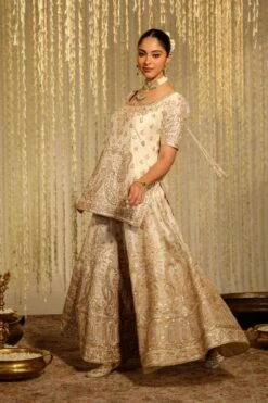 Sheetal Batra Mazneen Daisy Ivory Floral Embellished Kurta Set -Echo Clohting Shop 2712s23b30 3