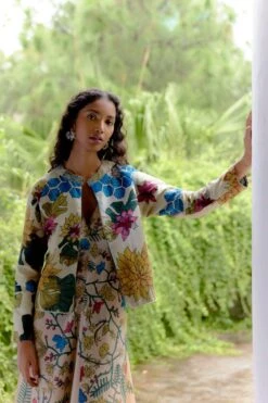 Archana Jaju Ivory & Rose Handpainted Jacket Set -Echo Clohting Shop 27923aja7 5