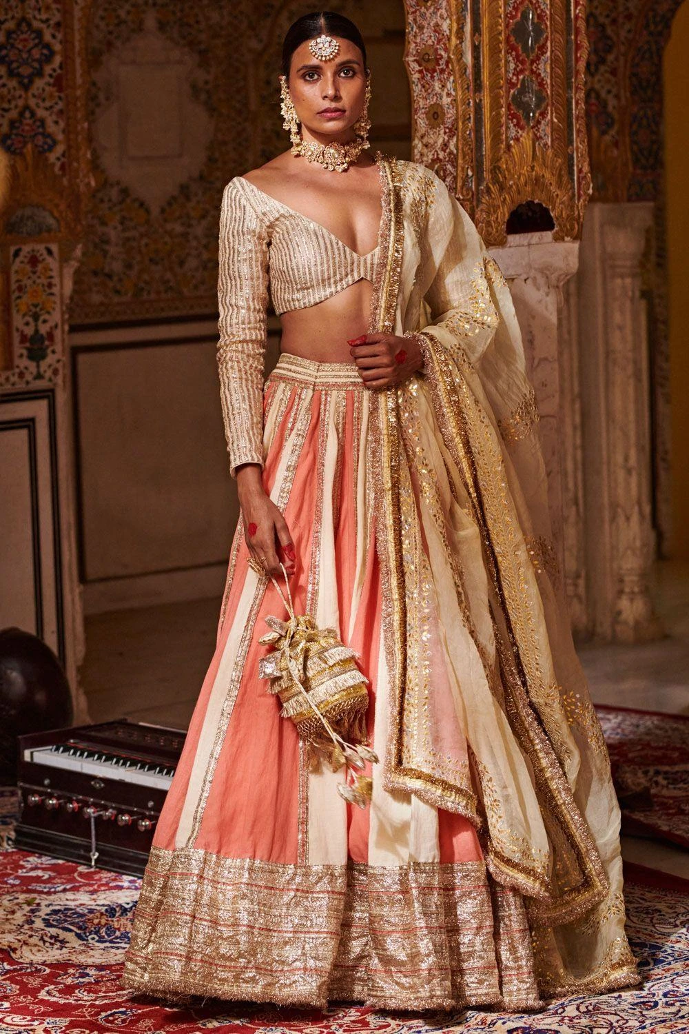 Itrh Pink Embroidered Linen Lehenga Set 2 Itrh Pink Embroidered Linen Lehenga Set - Image 2