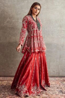 Front Page -Echo Clohting Shop 310823jr04 2