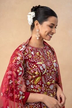 Ahilian Red Thread Embellished Sharara Set -Echo Clohting Shop 31723an31 4 1