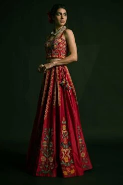 Chandrima Embroidered Bustier