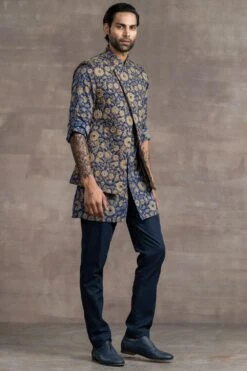 Tarun Tahiliani Men Blue Floral Printed Jacket Set -Echo Clohting Shop 411ttmw31 3