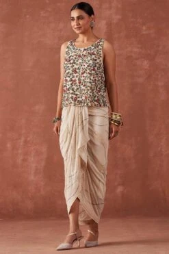 Sunira Designs Ivory Dhaaga Crop Top