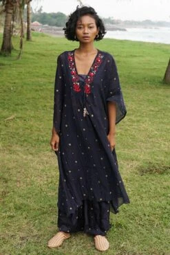 Baju Midnight Blue Floral Embellished Kaftan