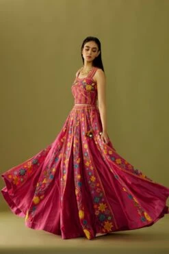 Chandrima Fuchsia Embroidered Bustier -Echo Clohting Shop ch1116 4