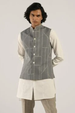 Countrymade Fuselage Hand Embroidered Grey Bundi