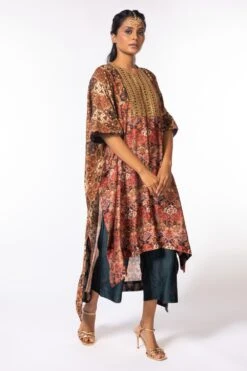 Nergis By Debyani Printed Kaftan & Navy Pants Set 6 Nergis By Debyani Printed Kaftan & Navy Pants Set -Echo Clohting Shop deb04 3