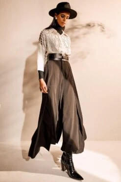 431-88 By Shweta Kapur Flap Black Palazzos 7 431-88 By Shweta Kapur Flap Black Palazzos -Echo Clohting Shop flabblack 3