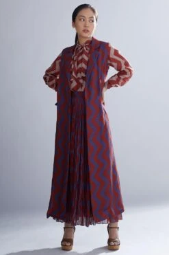 KoAi Dabu Zig Zag Pleated Skirt