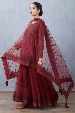 Torani Maroon Vedika Kurta Set