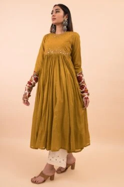 Pooja Keyur Off White Mirror Work Pants