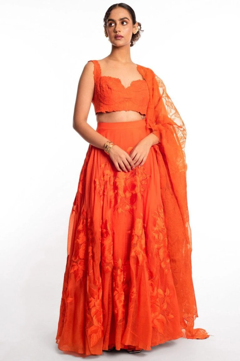 Front Page 23 Front Page -Echo Clohting Shop 29ai22 1 768x1152 1